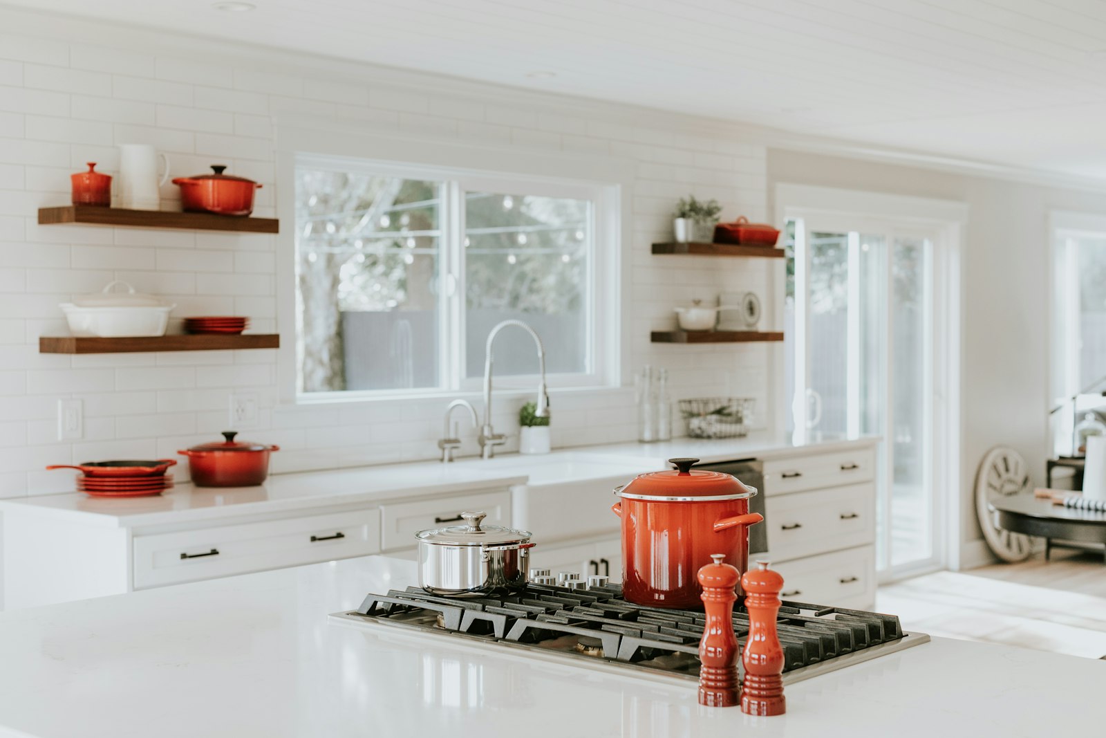 Kitchen designed by JAR Interio